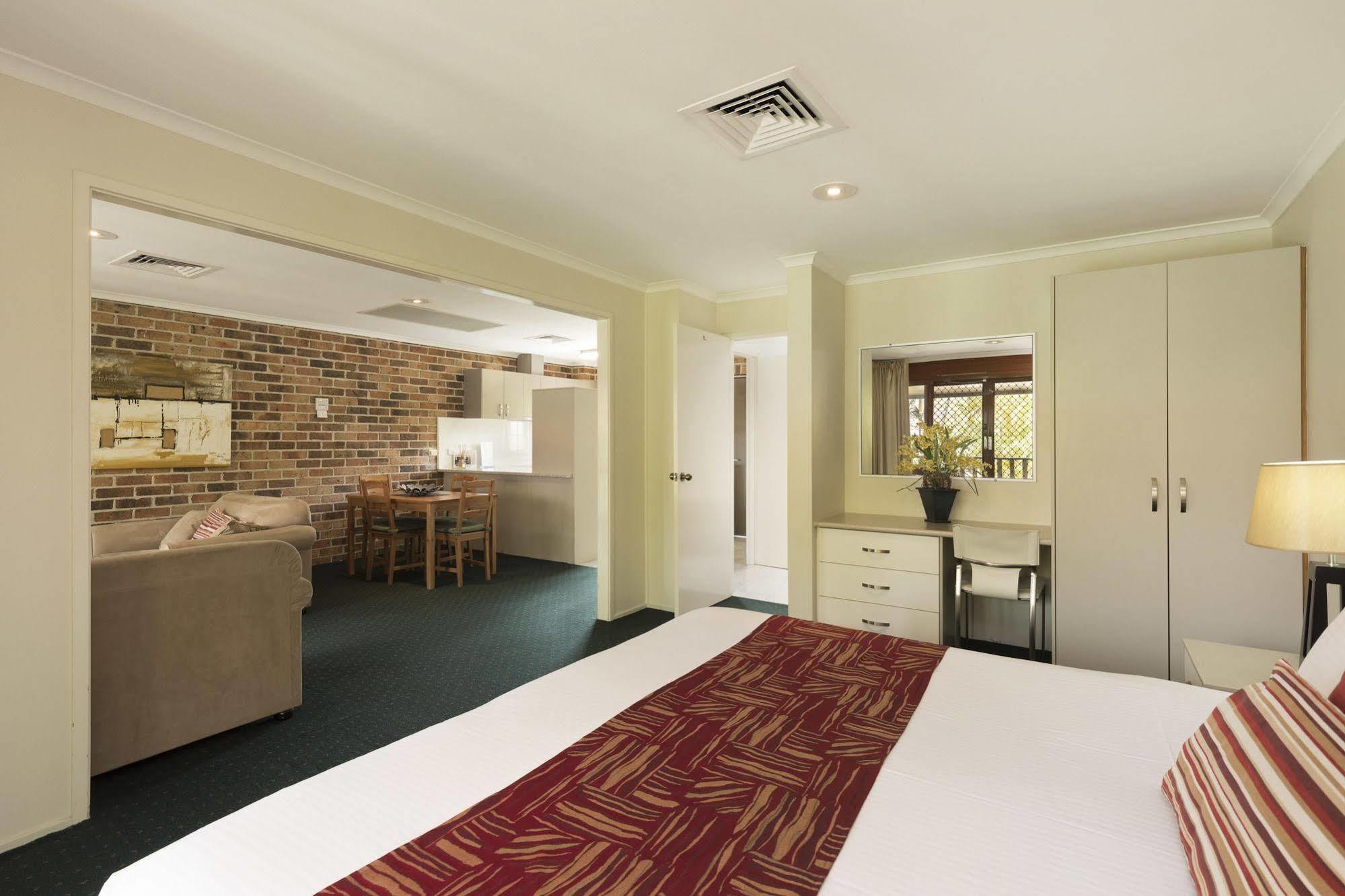 Beenleigh Yatala Motor Inn Экстерьер фото