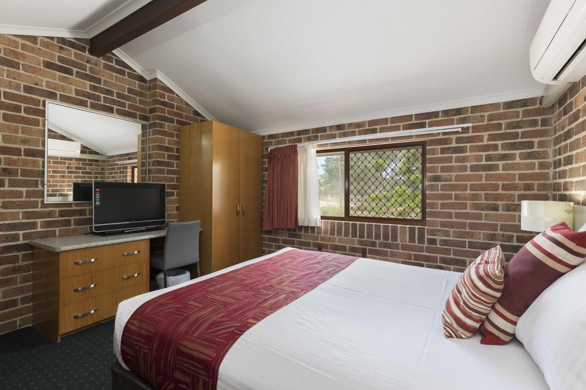 Beenleigh Yatala Motor Inn Экстерьер фото